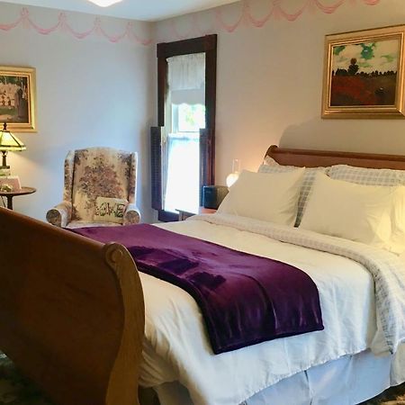 Trimmer House Bed And Breakfast Penn Yan Exteriör bild