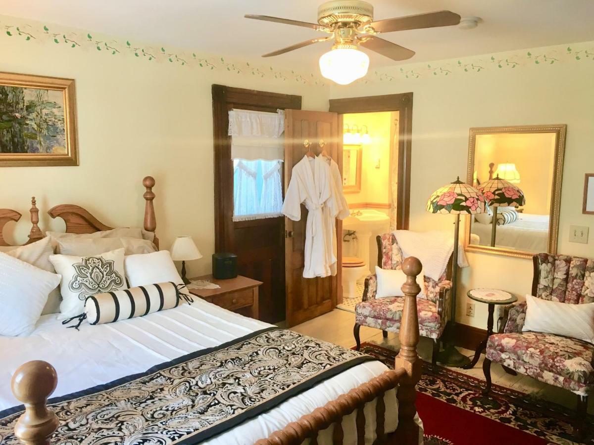 Trimmer House Bed And Breakfast Penn Yan Exteriör bild