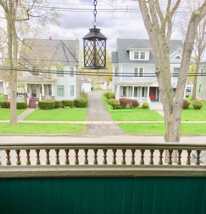 Trimmer House Bed And Breakfast Penn Yan Exteriör bild